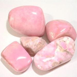 2月14日の誕生石　ピンク・オパール