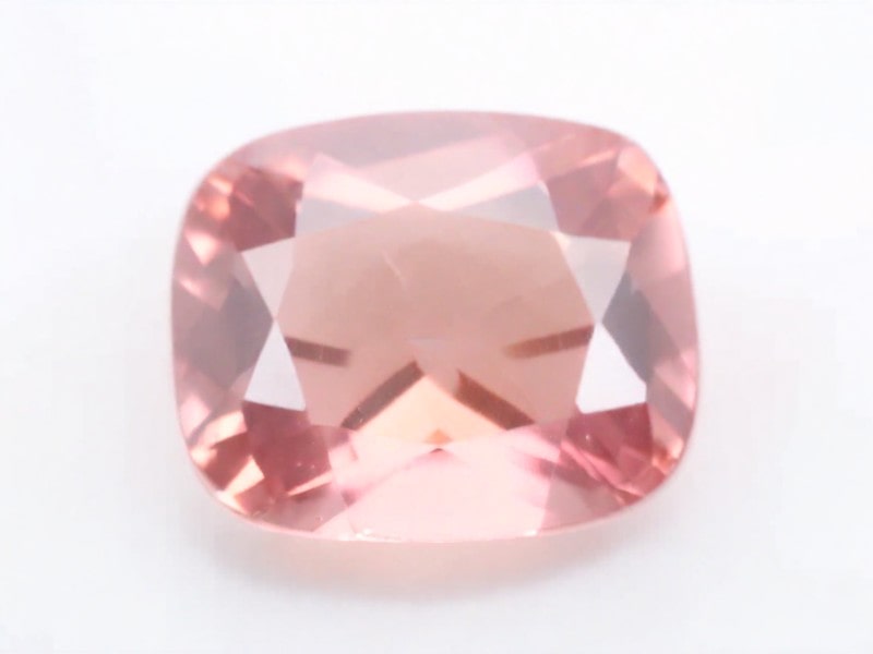 3月25日の誕生石　ピンク・ジルコン