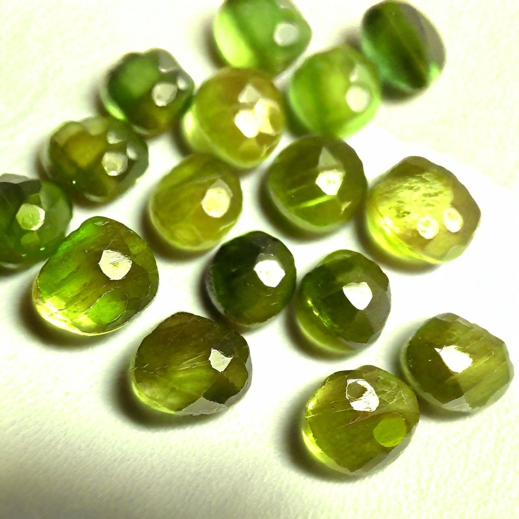 5月6日の誕生石　アイドクレース