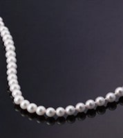 6月の誕生石　真珠