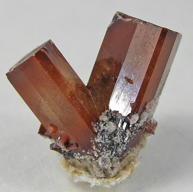 11月8日の誕生石　レッド・トパーズ