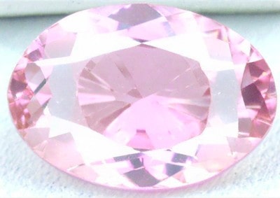 12月12日の誕生石　ソフトピンク・ジルコン