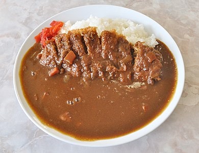 カツカレーの日