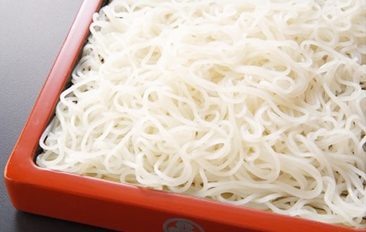 真っ白なそば・更科そばの日