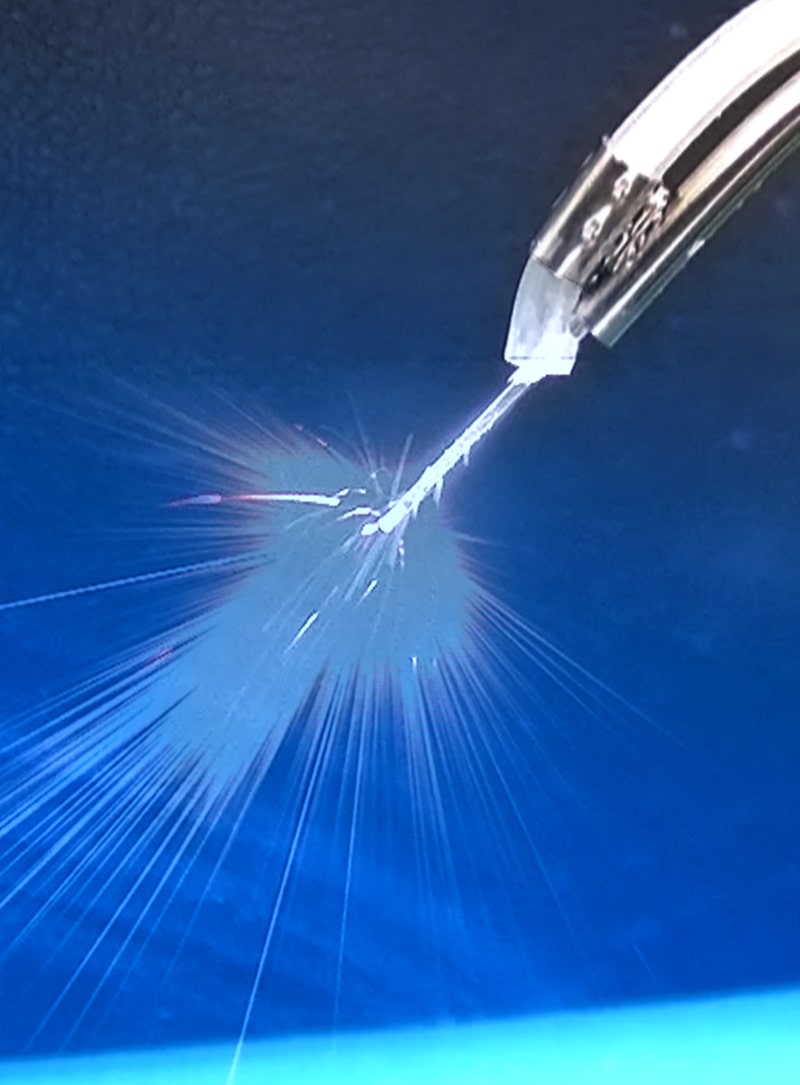 プラズマレーザーの日