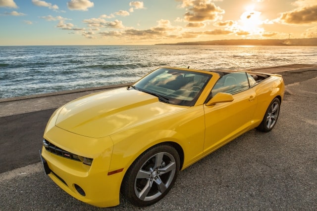 オープンカーの日