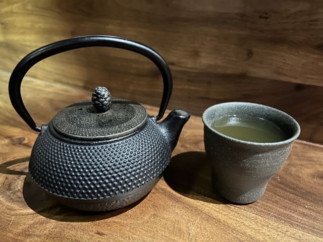 心を注ぐ急須の日