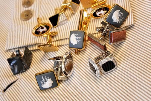 カフスボタンの日