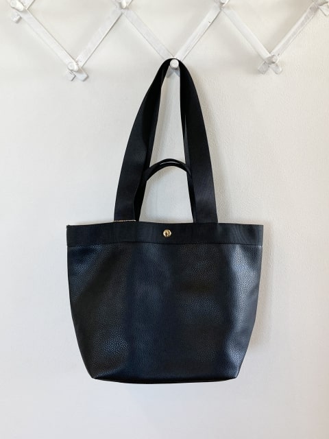 トートバッグの日