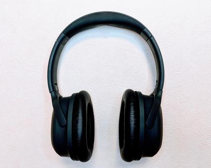 いいイヤホン・ヘッドホンの日